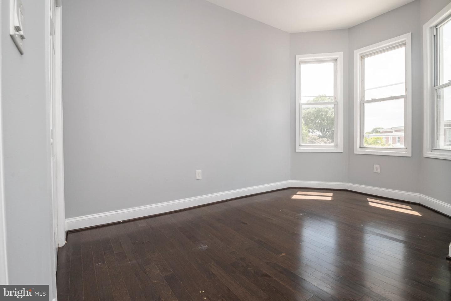 1210 Weldon Avenue photo 17