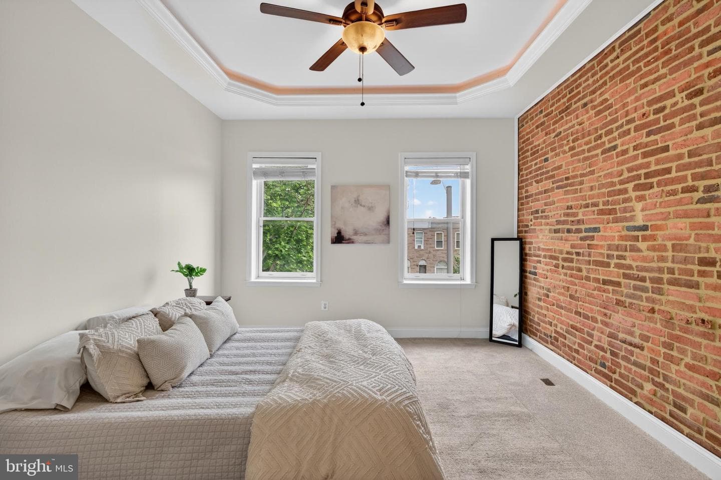 708 S Conkling Street photo 15