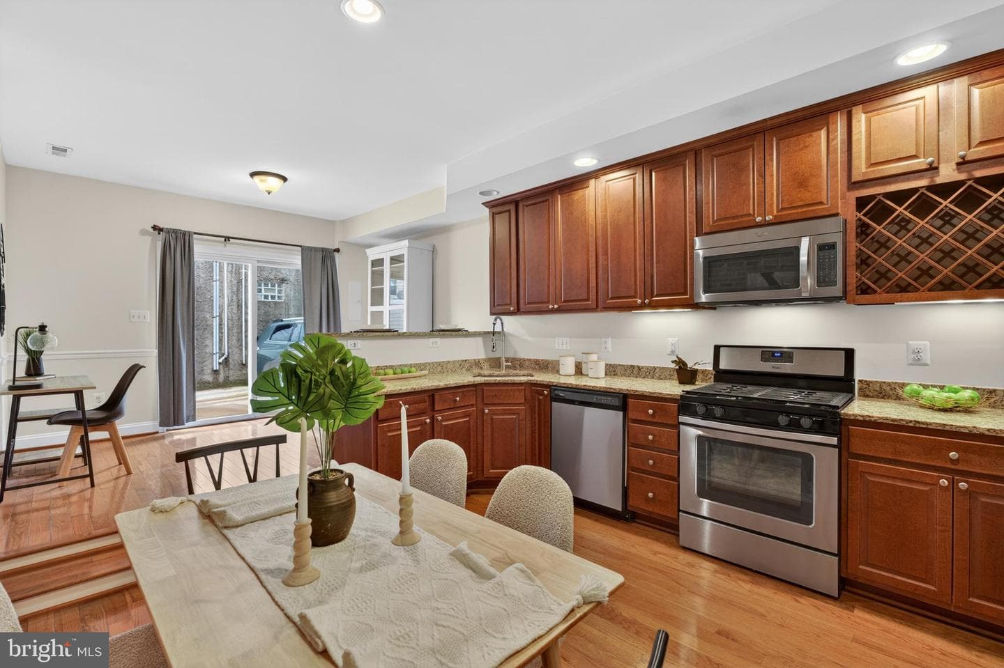 708 S Conkling Street photo 2