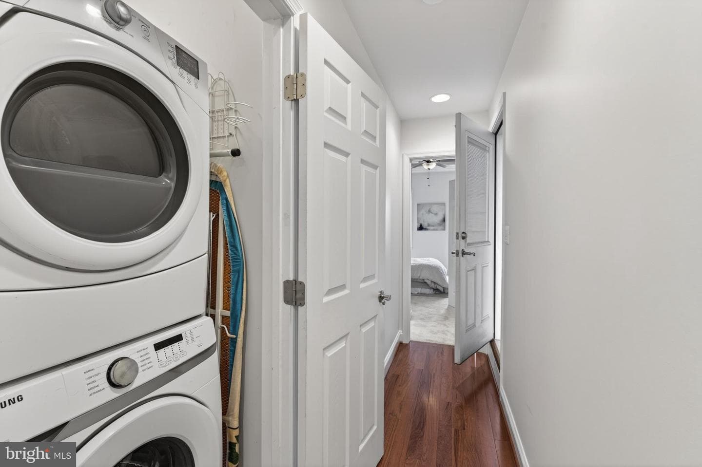 708 S Conkling Street photo 31