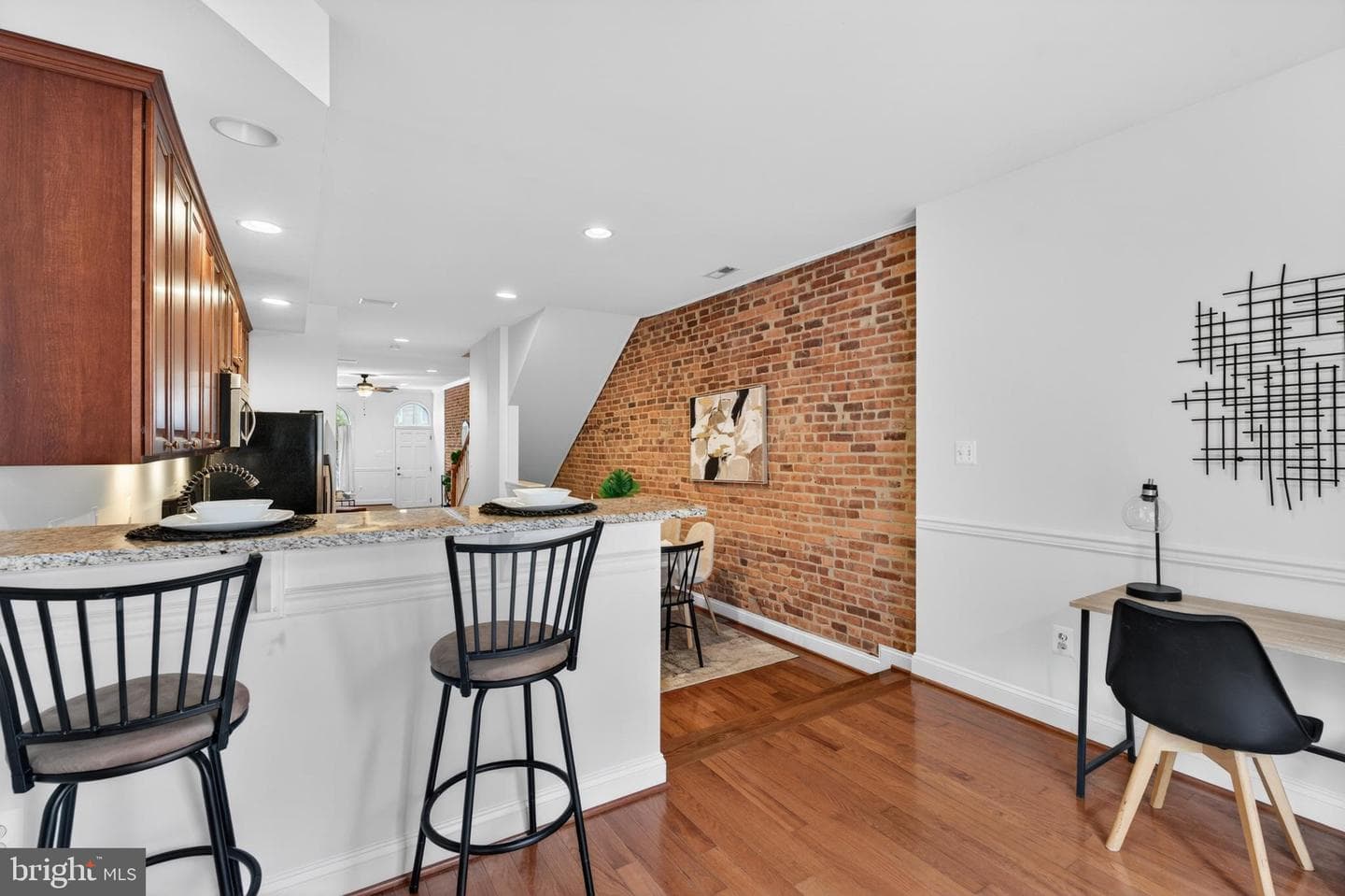 708 S Conkling Street photo 7