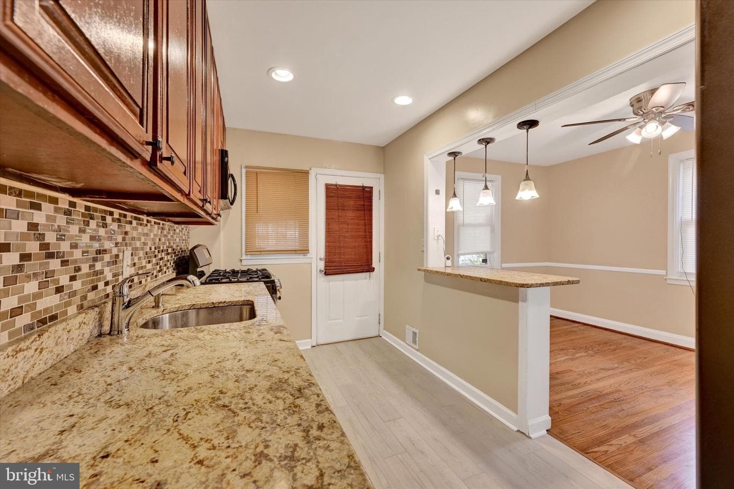 2105 Cloville Avenue photo 11