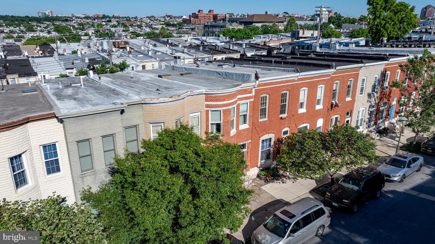 135 N Luzerne Avenue photo 32