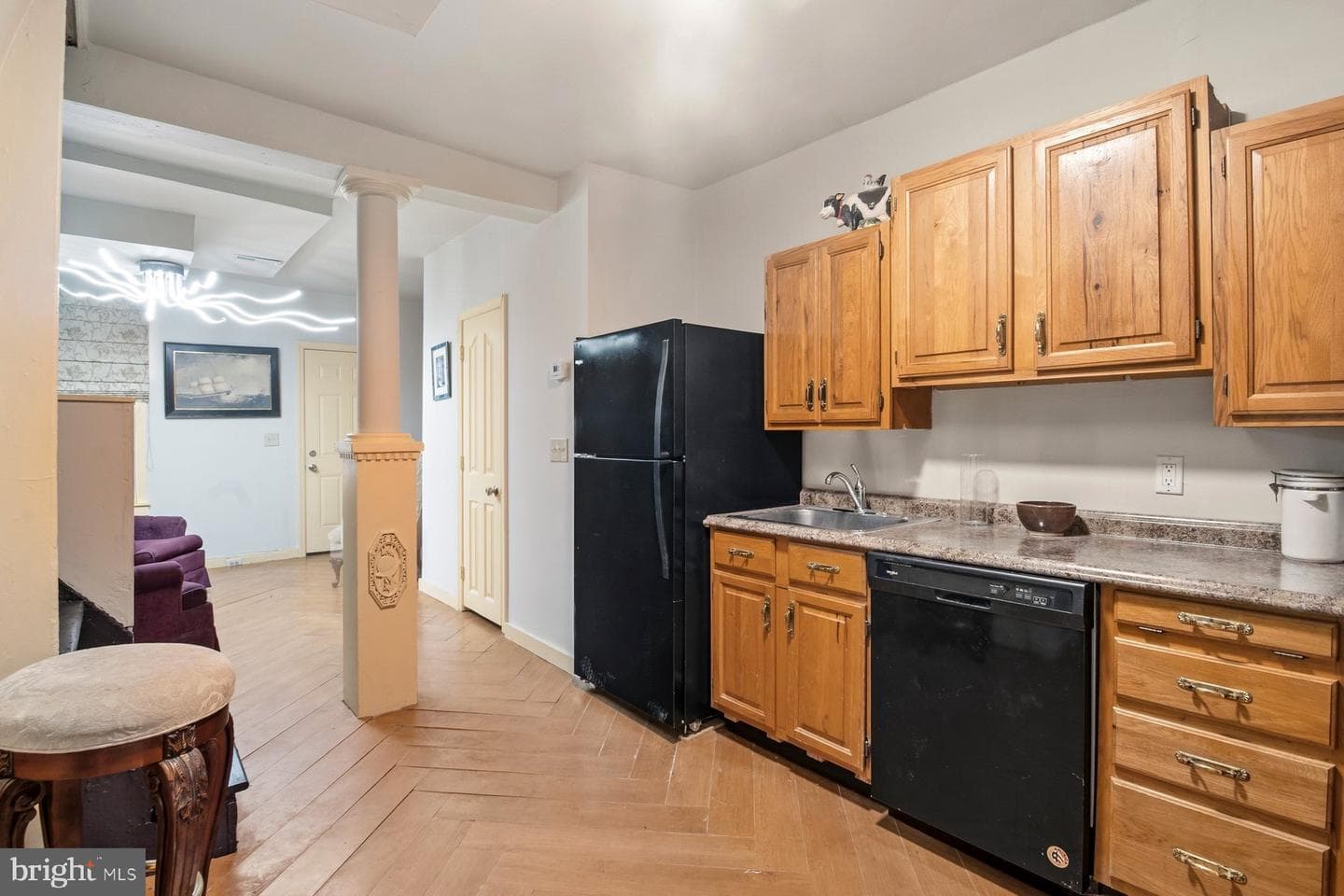 1216 W Pratt Street photo 8