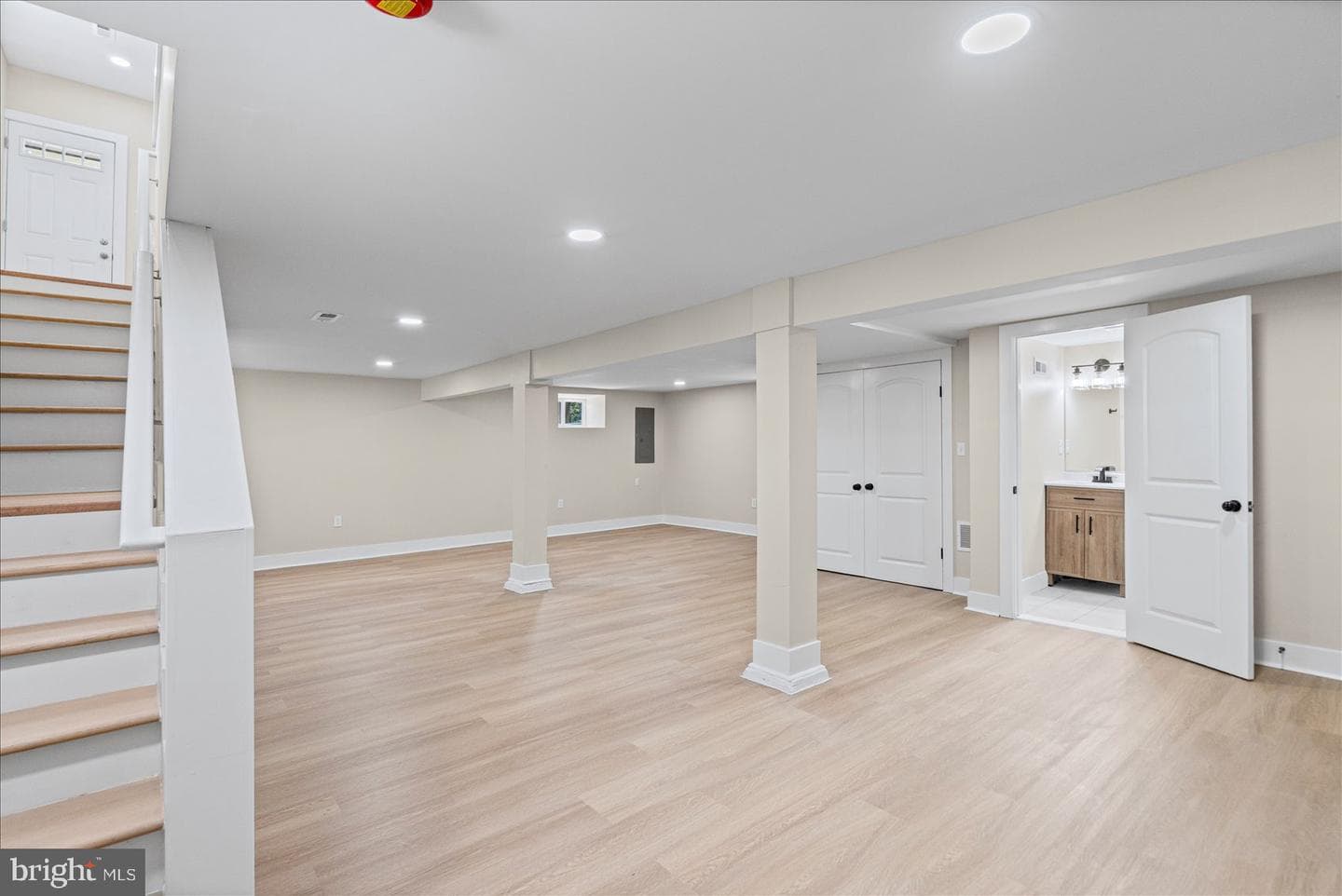 4203 Oakford Avenue photo 19