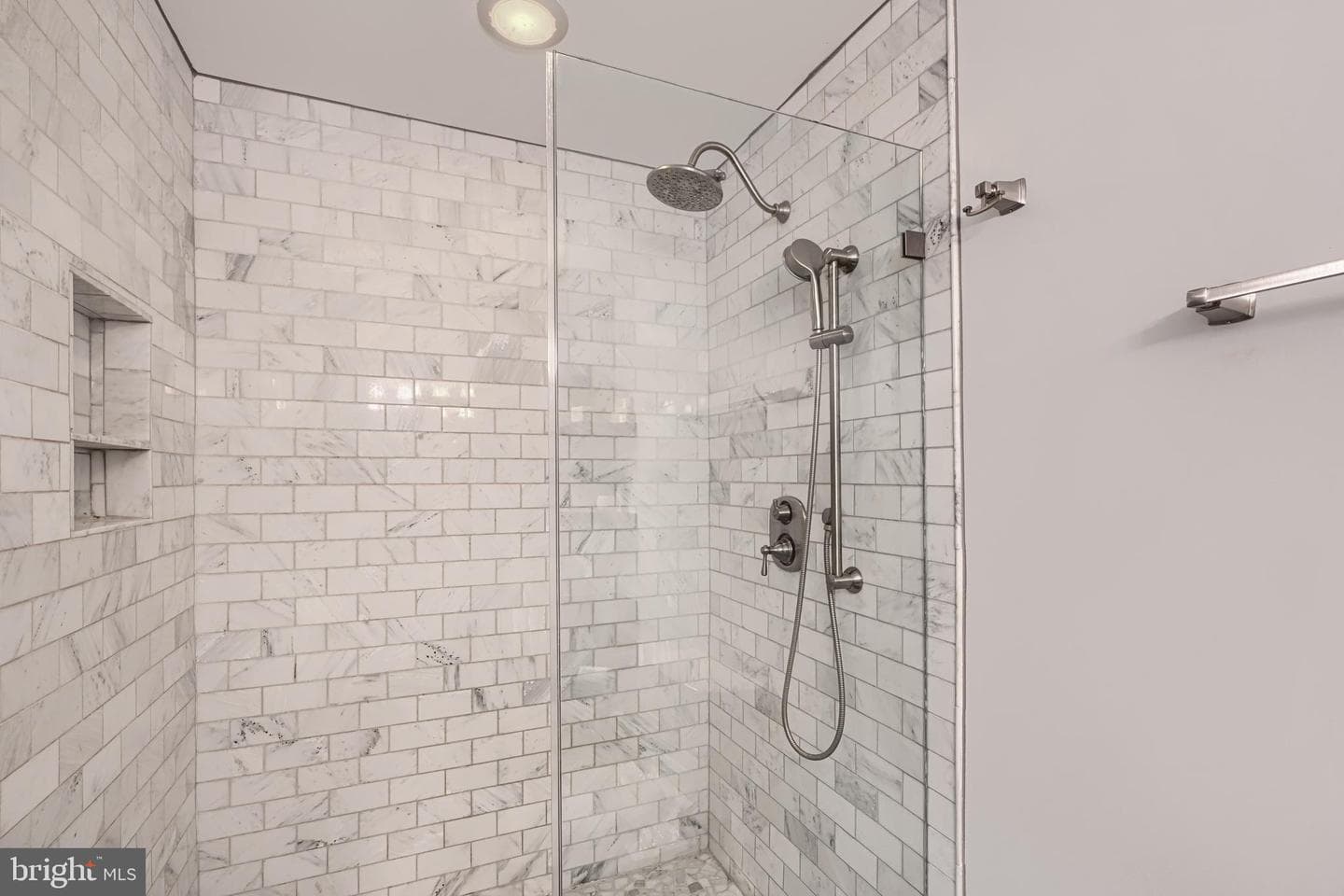 624 Jasper Street photo 21