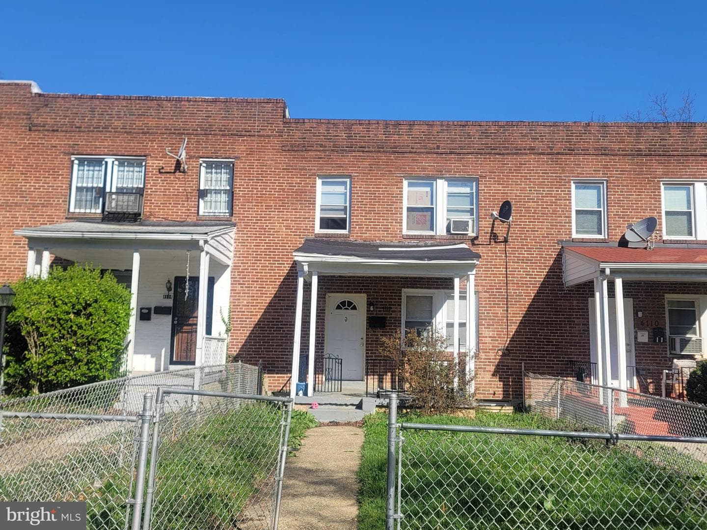 4112 Woodhaven Avenue photo 3