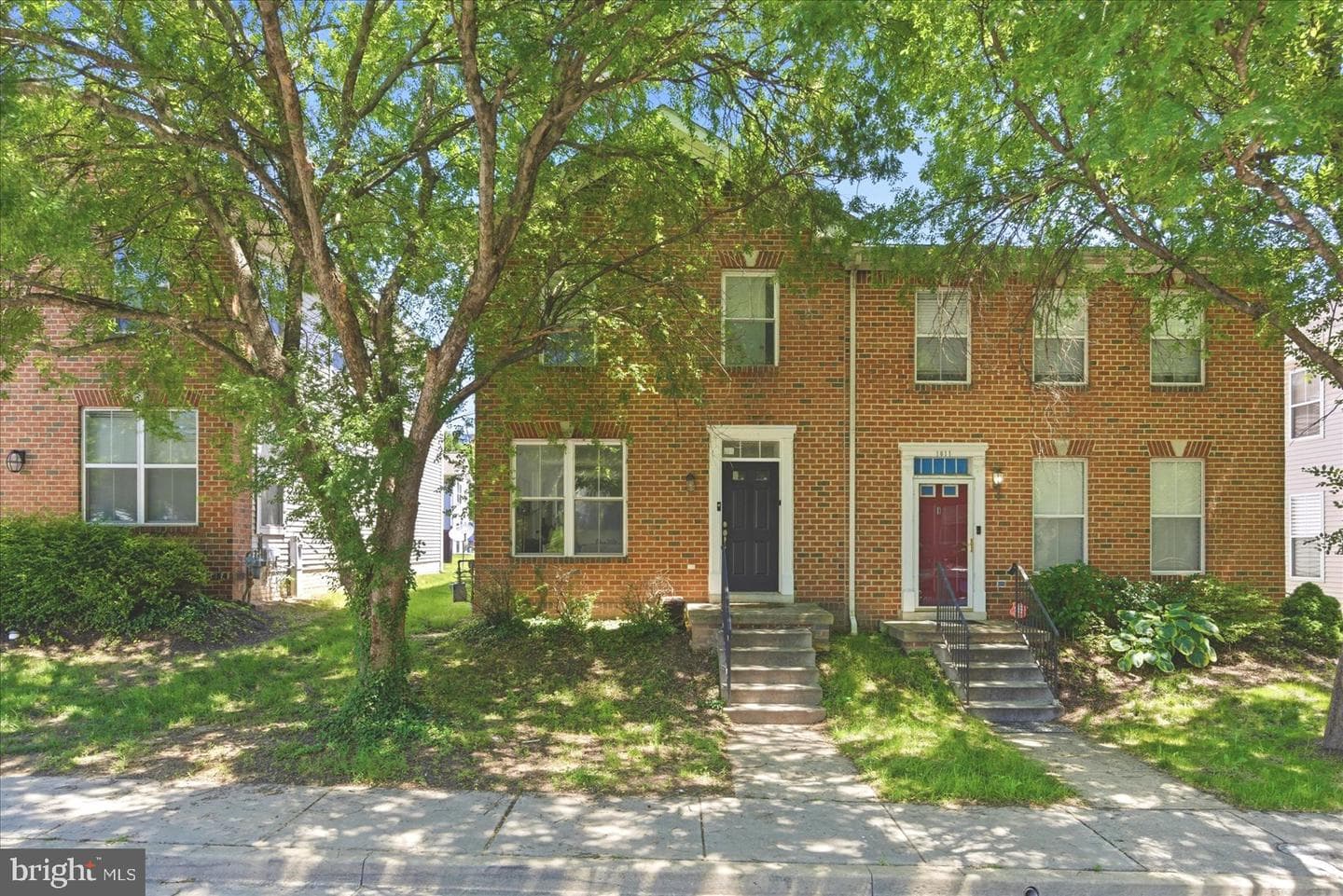 1013 Myrtle Avenue photo 2