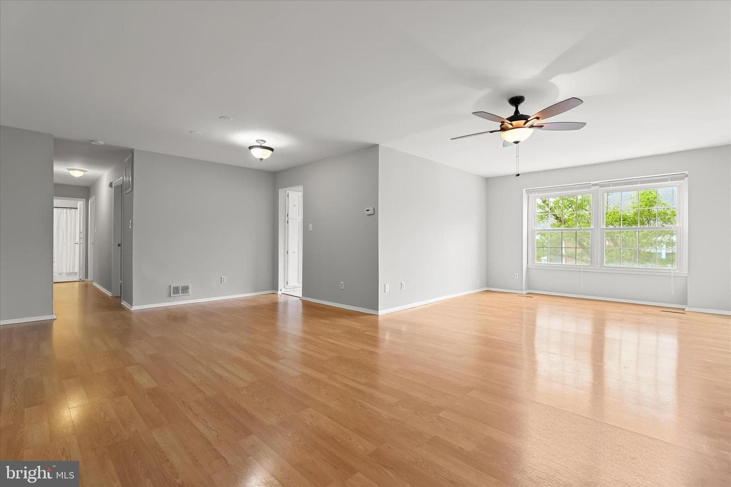 351 Homeland Southway #3d photo 5