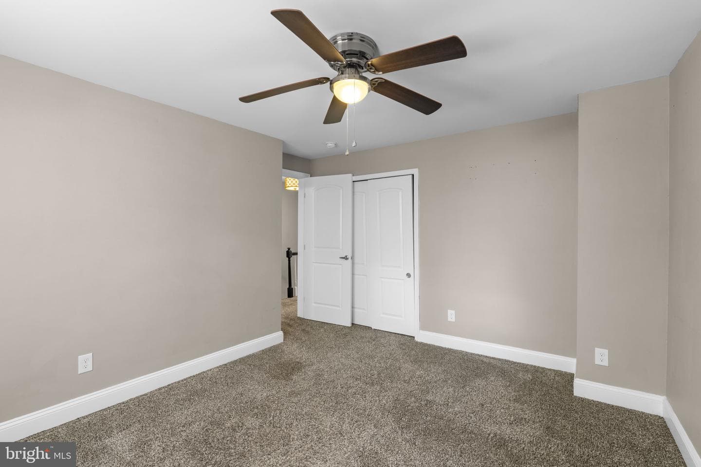 815 Reverdy Road photo 16