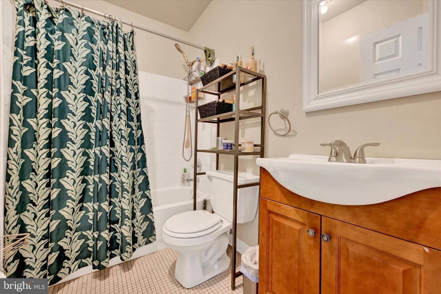 2072 Linden Avenue photo 31