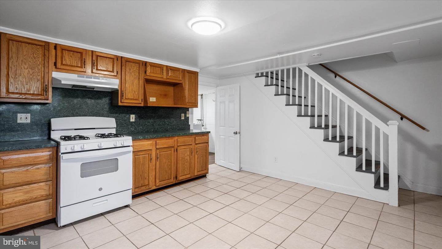 2905 E Federal Street photo 20