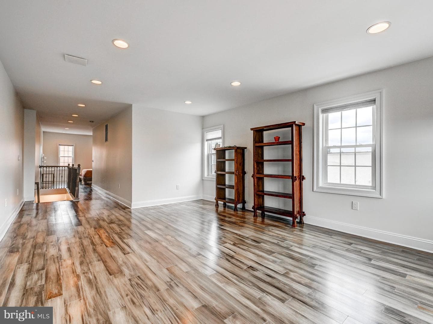 2100 E Fayette Street photo 33