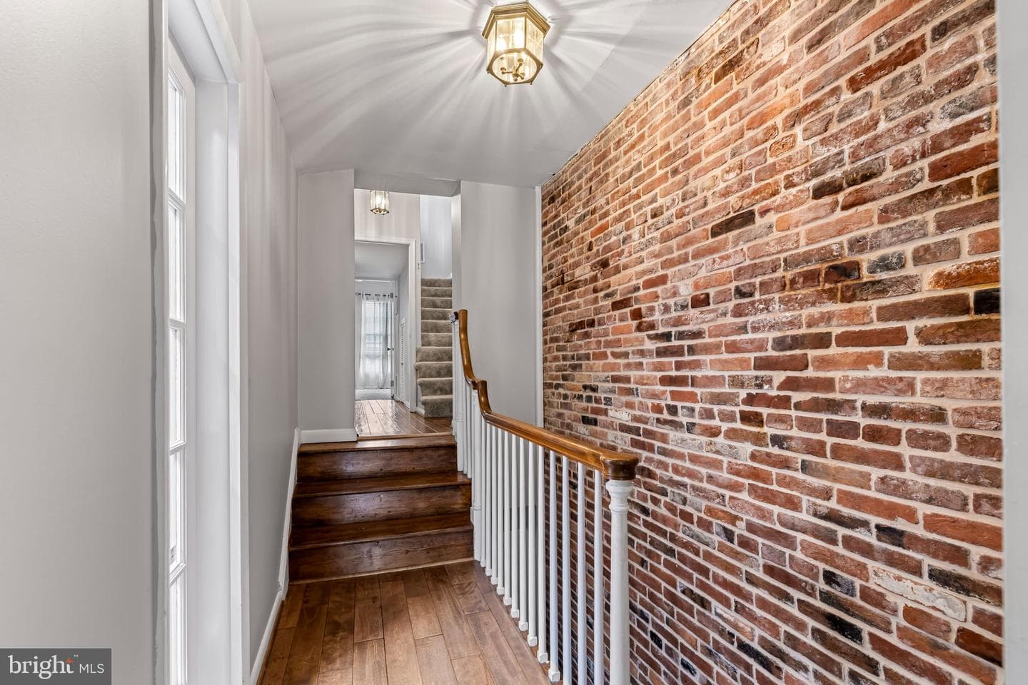 112 Montgomery Street photo 21