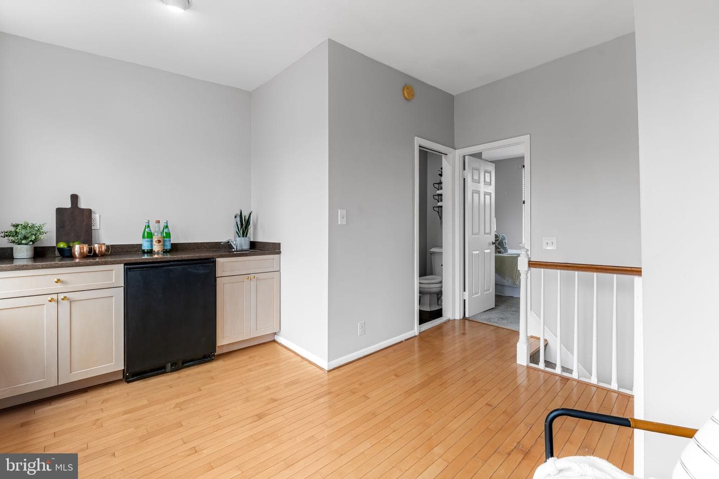 112 Montgomery Street photo 37