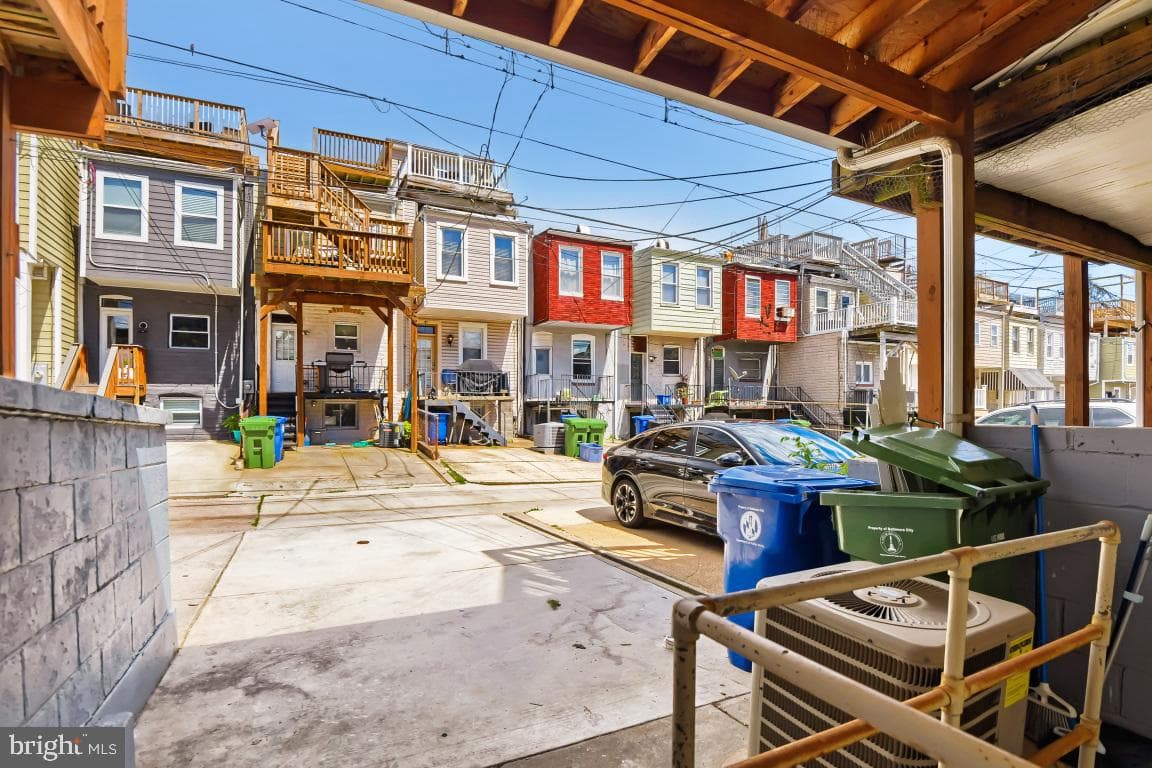 715 S Curley Street photo 10