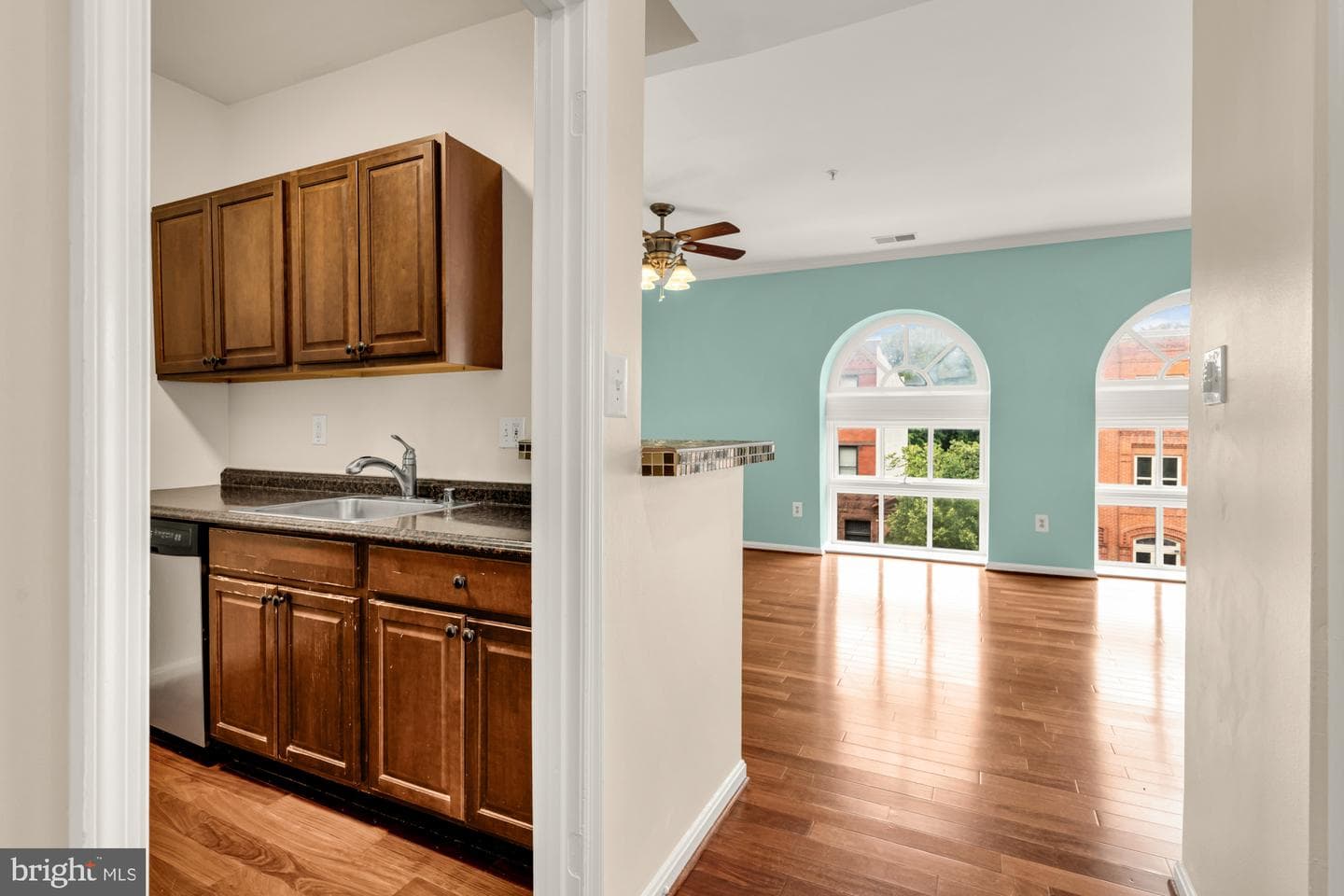1714 Park Avenue #403 photo 13
