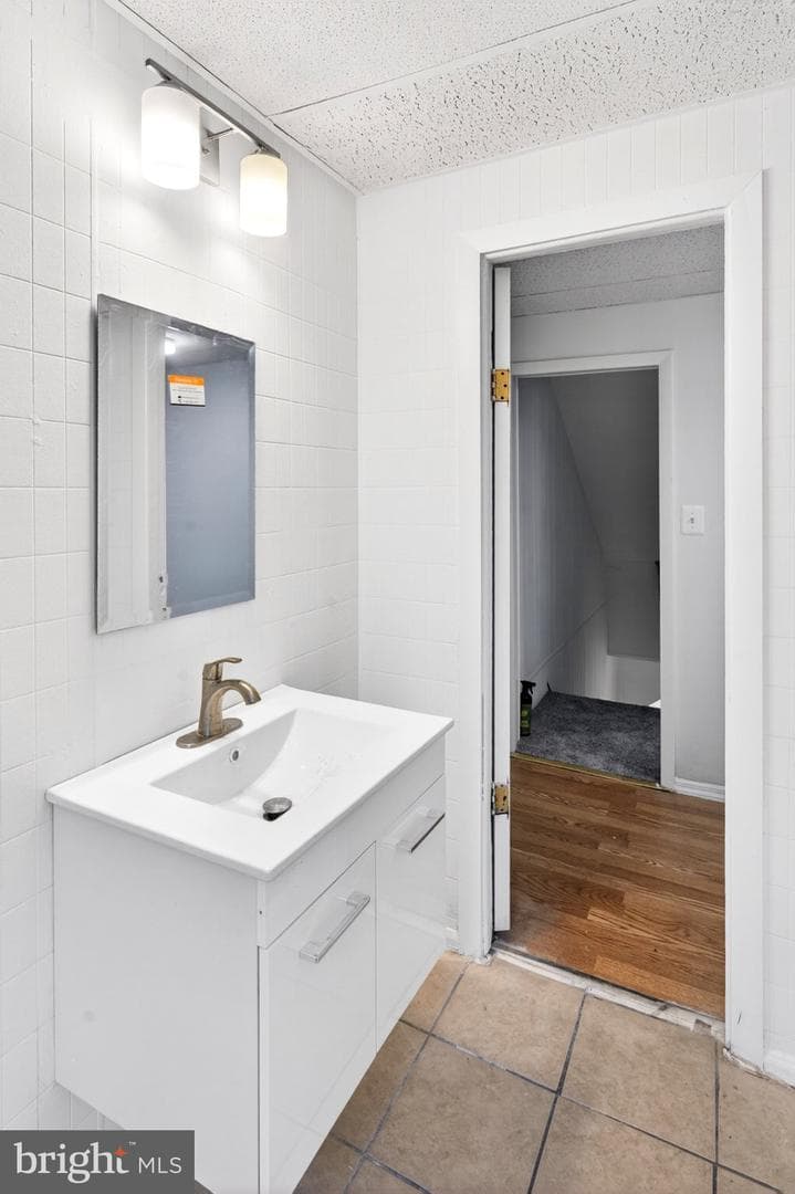 407 Lynn Avenue photo 17