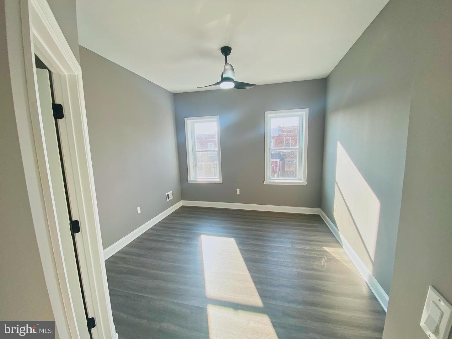 1604 Cliftview Avenue photo 5