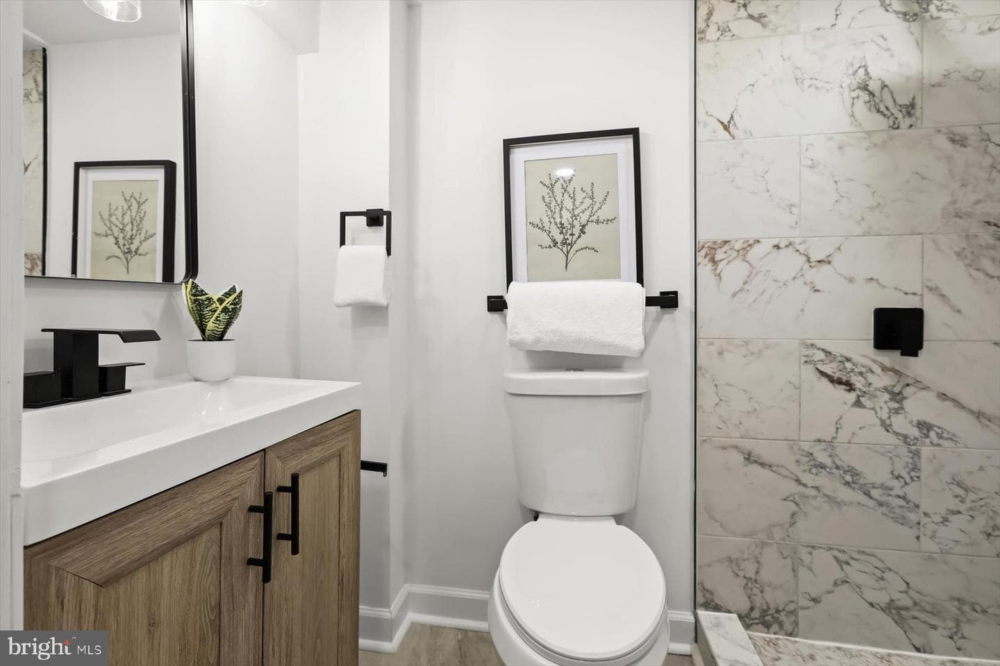 1302 Woodbourne Avenue photo 26