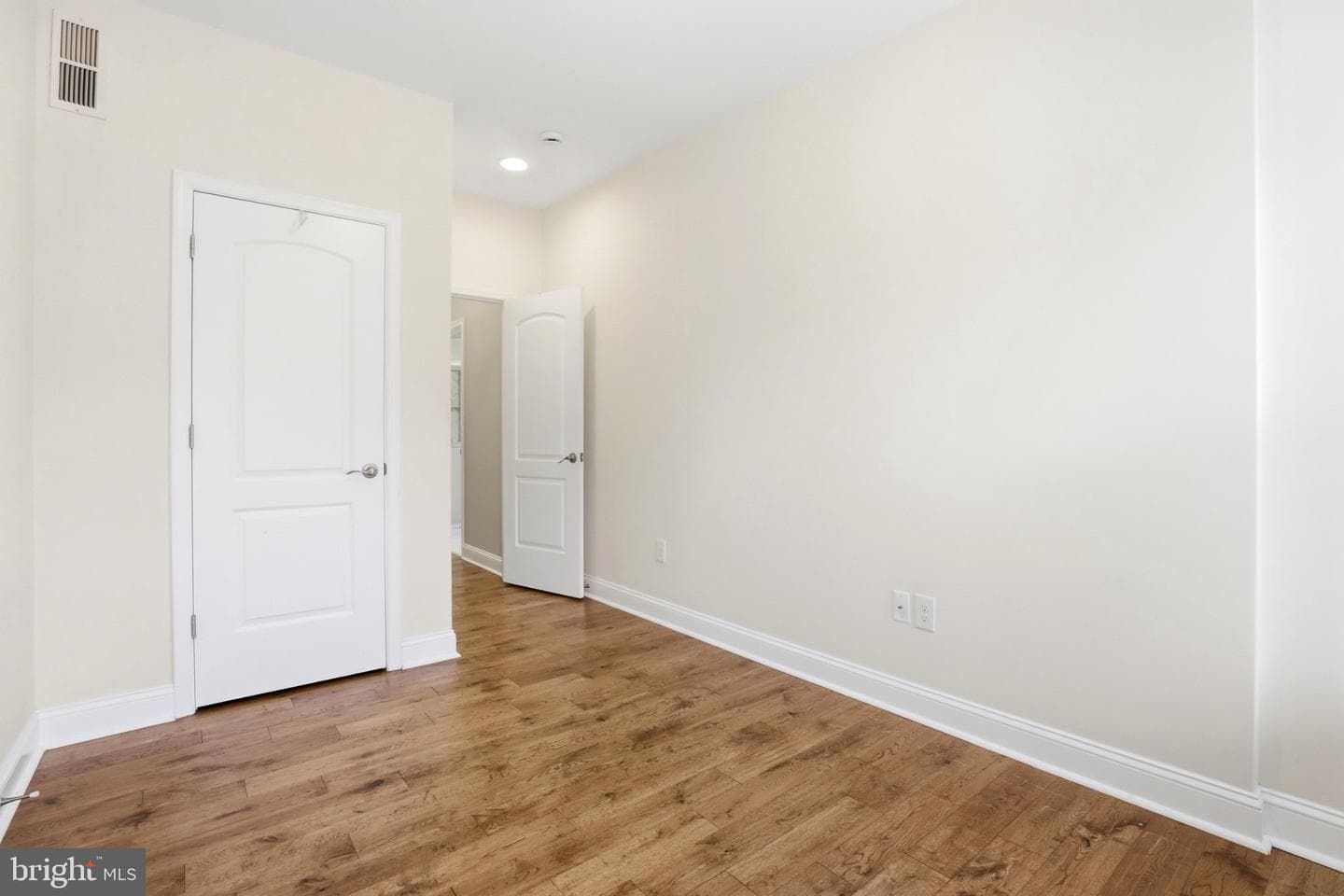 222 S Exeter Street photo 22