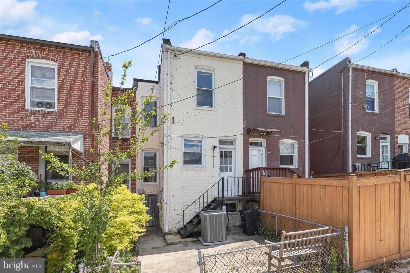 4442 Newport Avenue photo 27