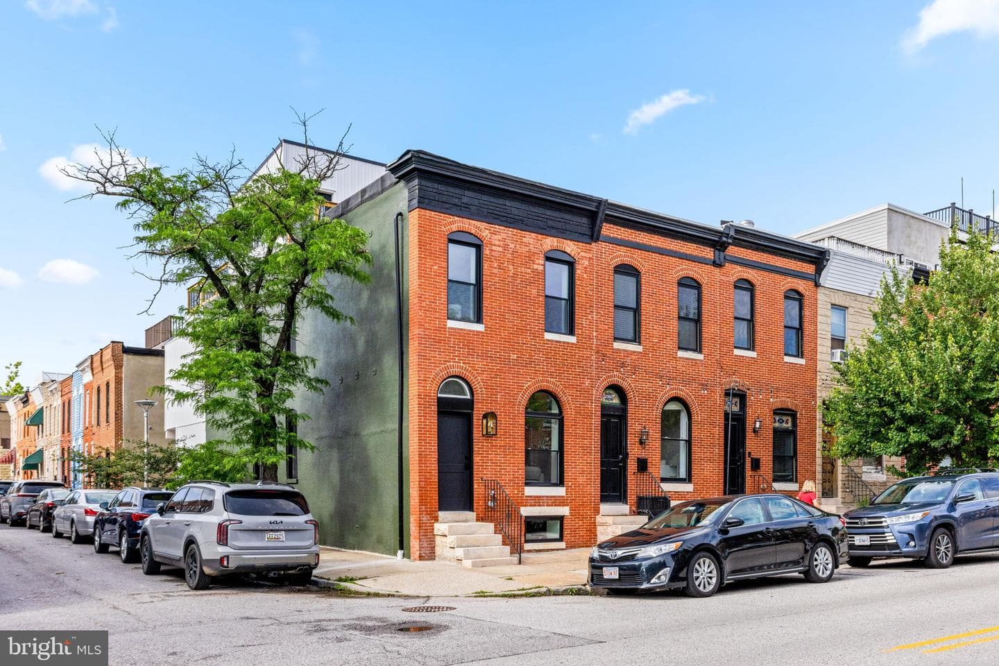 2900 Dillon St