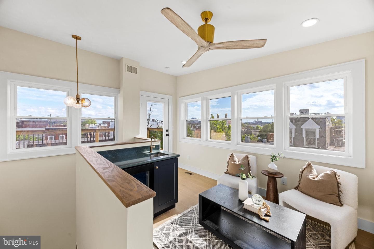 2900 Dillon Street photo 52