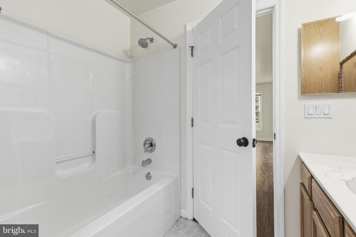 514 Saint Mary Street photo 25