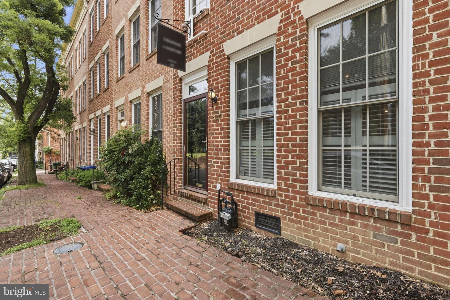 514 Saint Mary Street photo 38