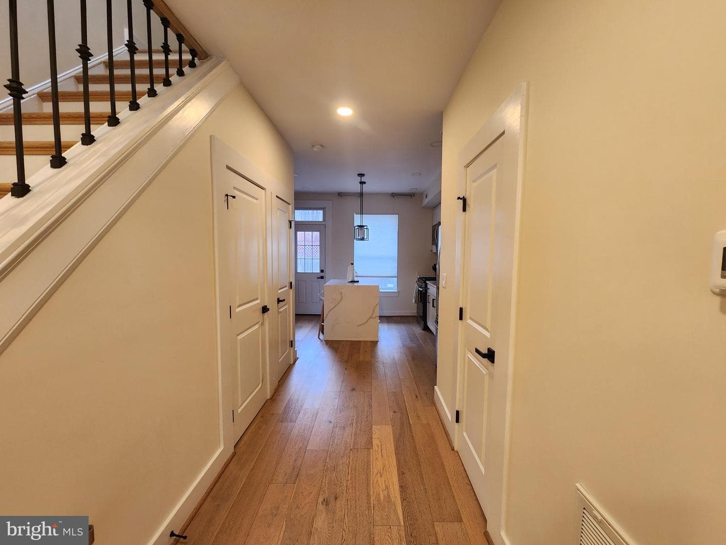 1347 Herkimer Street photo 3