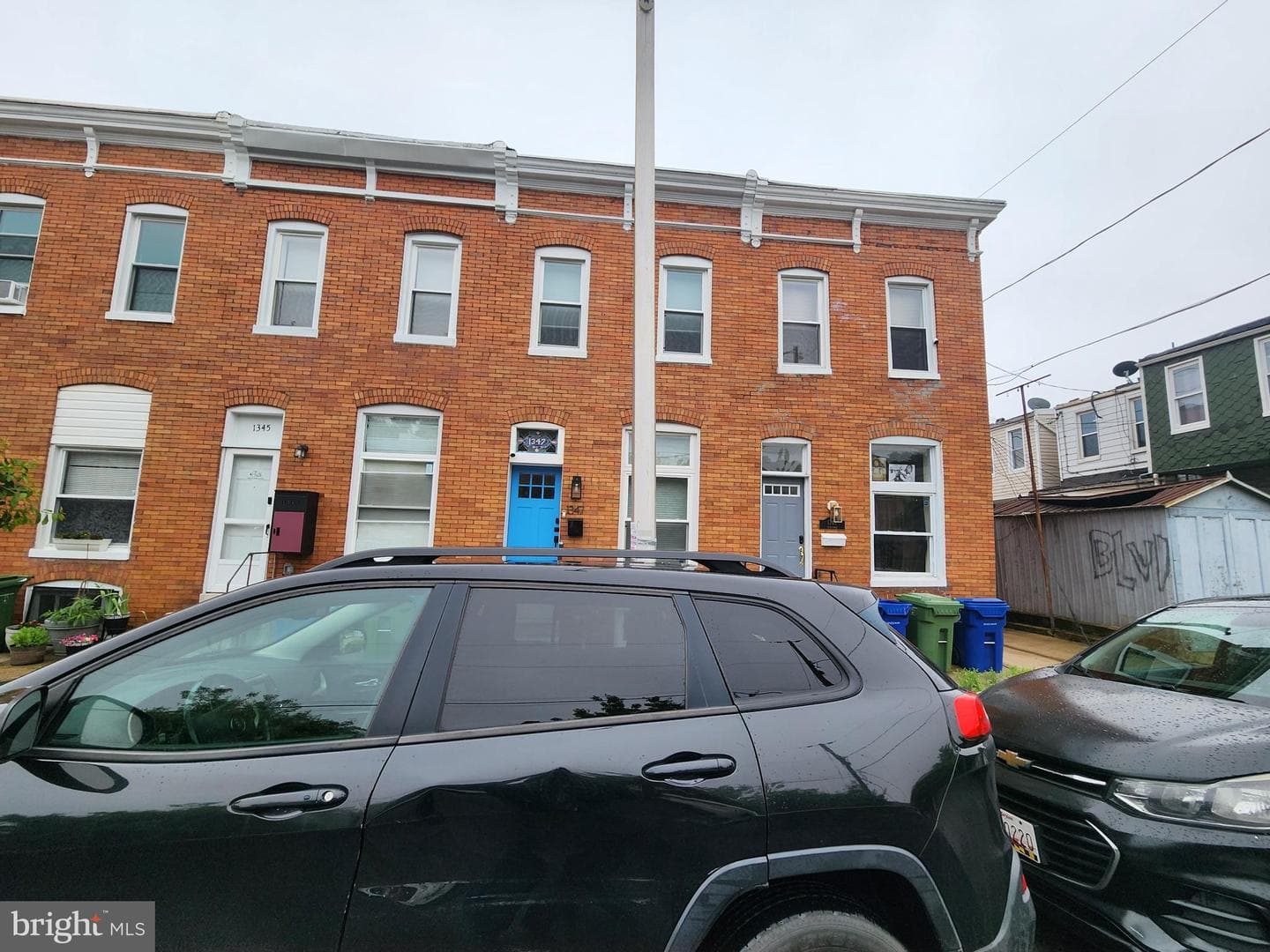 1347 Herkimer Street photo 38