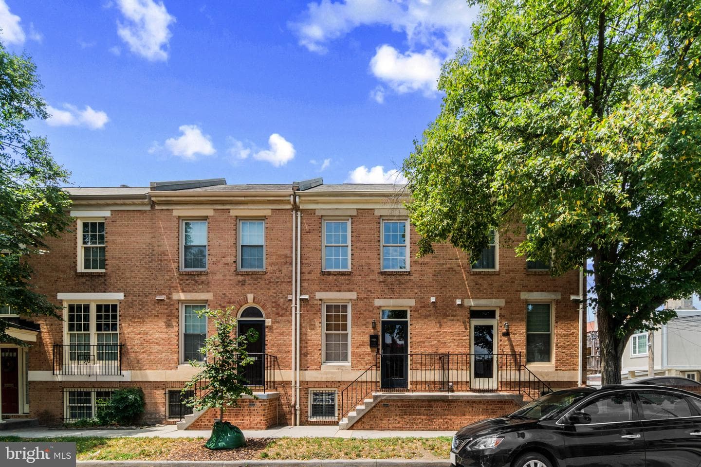 1104 S Streeper Street photo 2