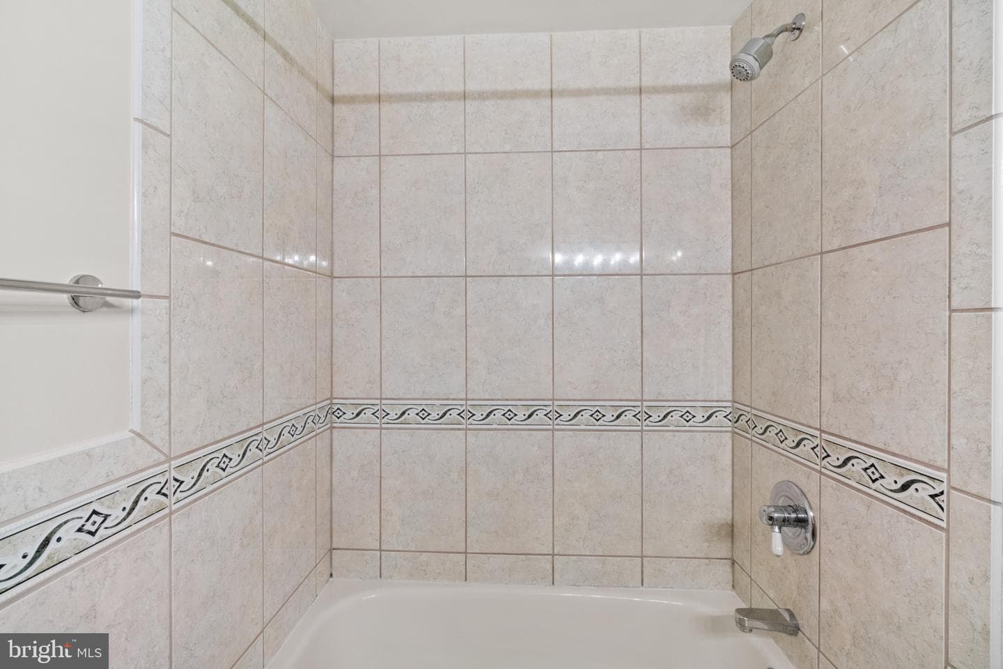 1104 S Streeper Street photo 23