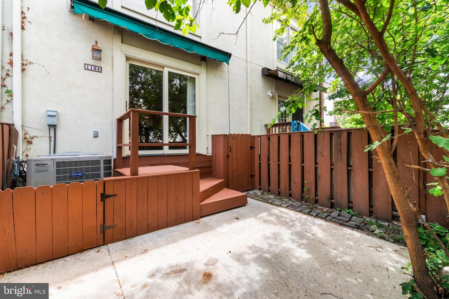 1104 S Streeper Street photo 35