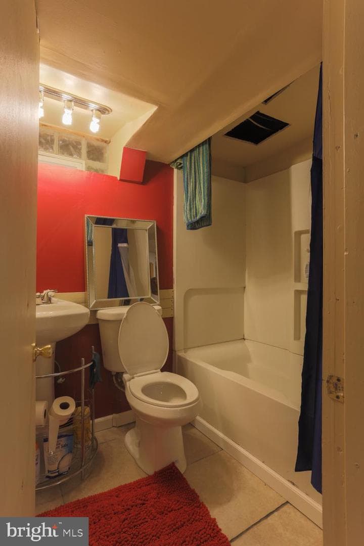 2707 Talbot Road photo 23