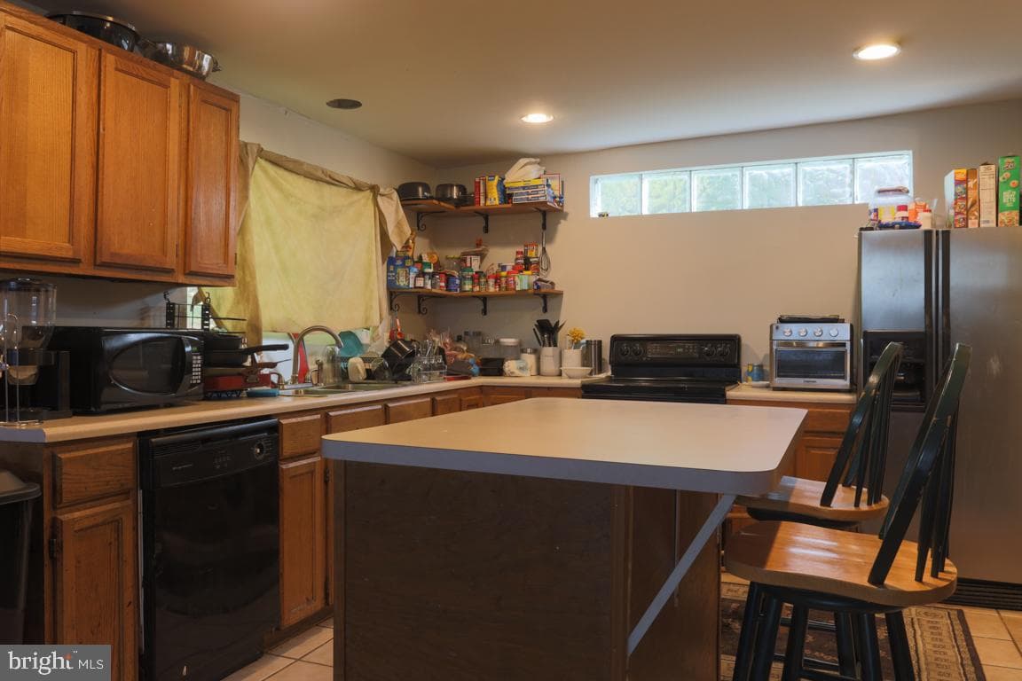 2707 Talbot Road photo 6