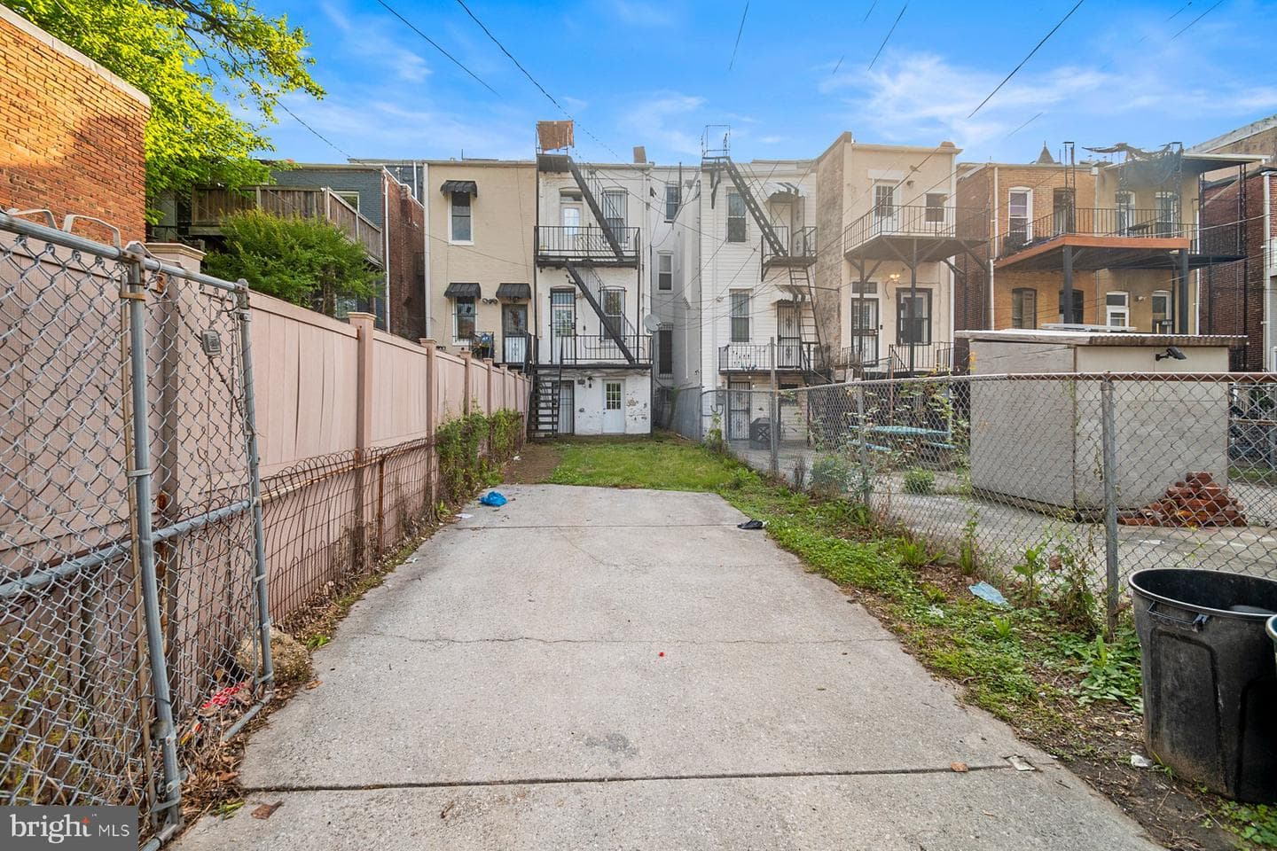 3212 Auchentoroly Terrace photo 6