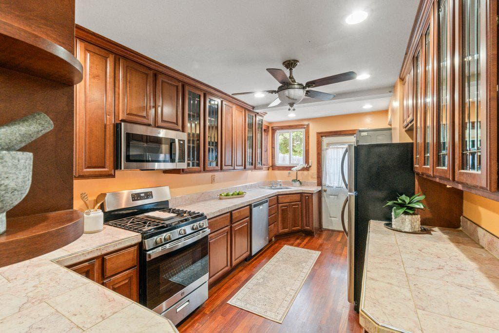 2223 Madison Avenue photo 14