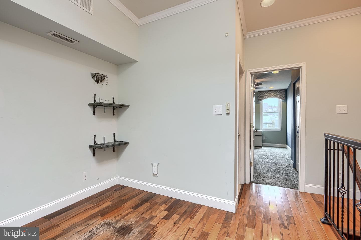 518 S Newkirk Street photo 17