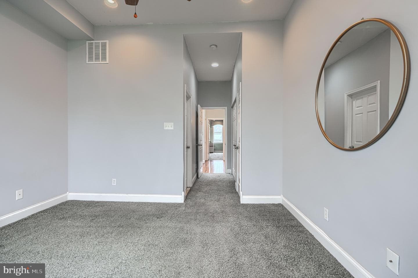 518 S Newkirk Street photo 20