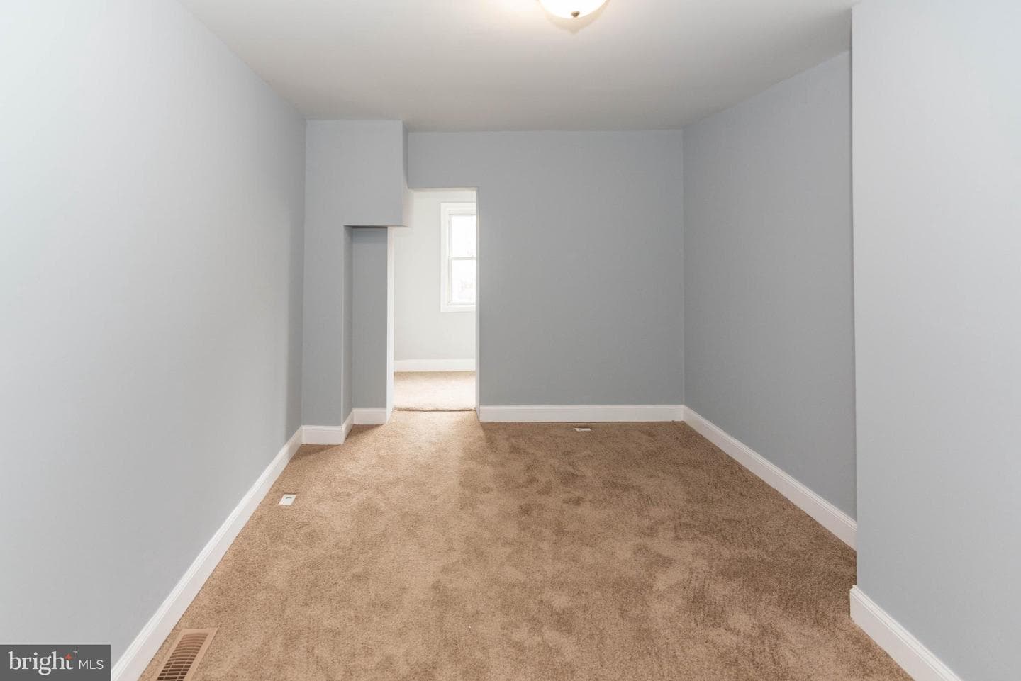 2511 Mcculloh Street photo 16