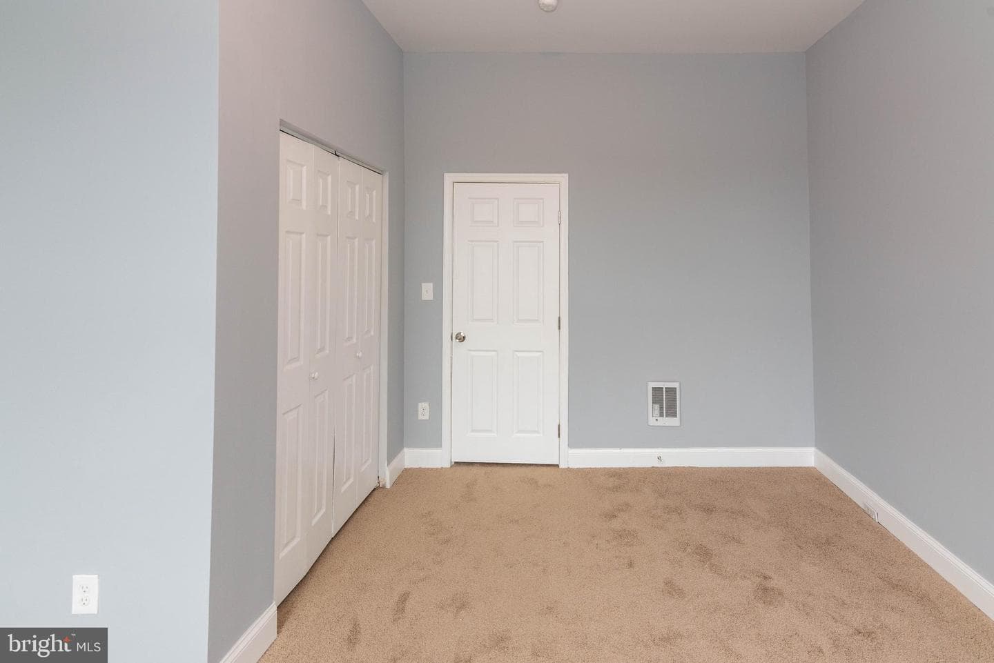 2511 Mcculloh Street photo 26