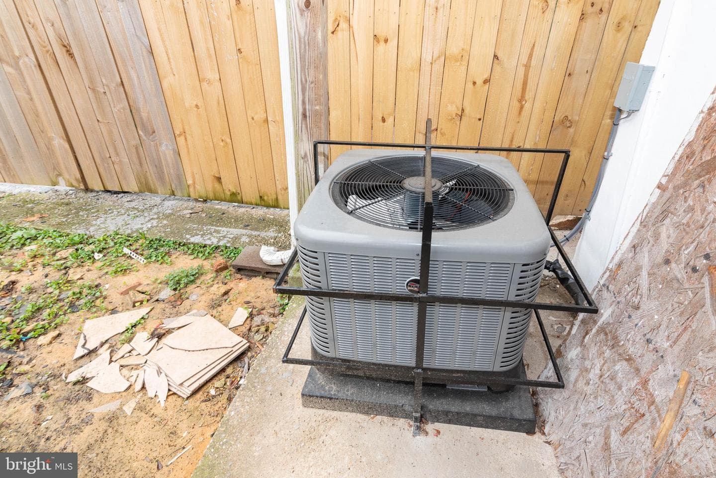 2511 Mcculloh Street photo 39
