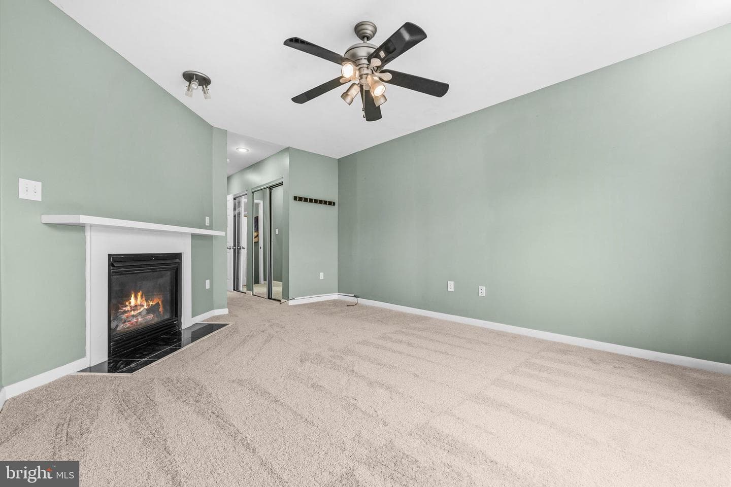 238 S Durham Street photo 23