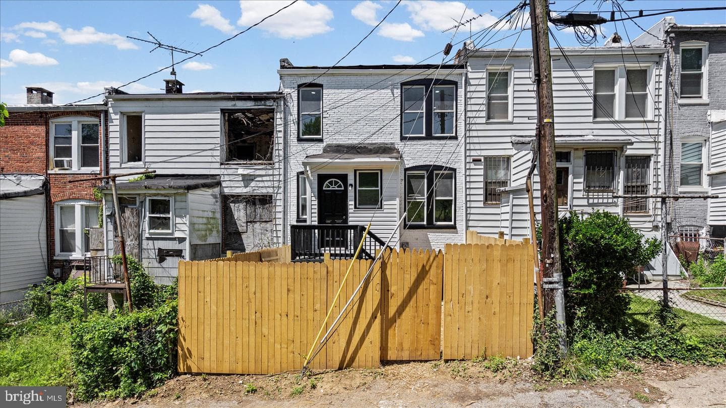 1007 N Rosedale Street photo 38