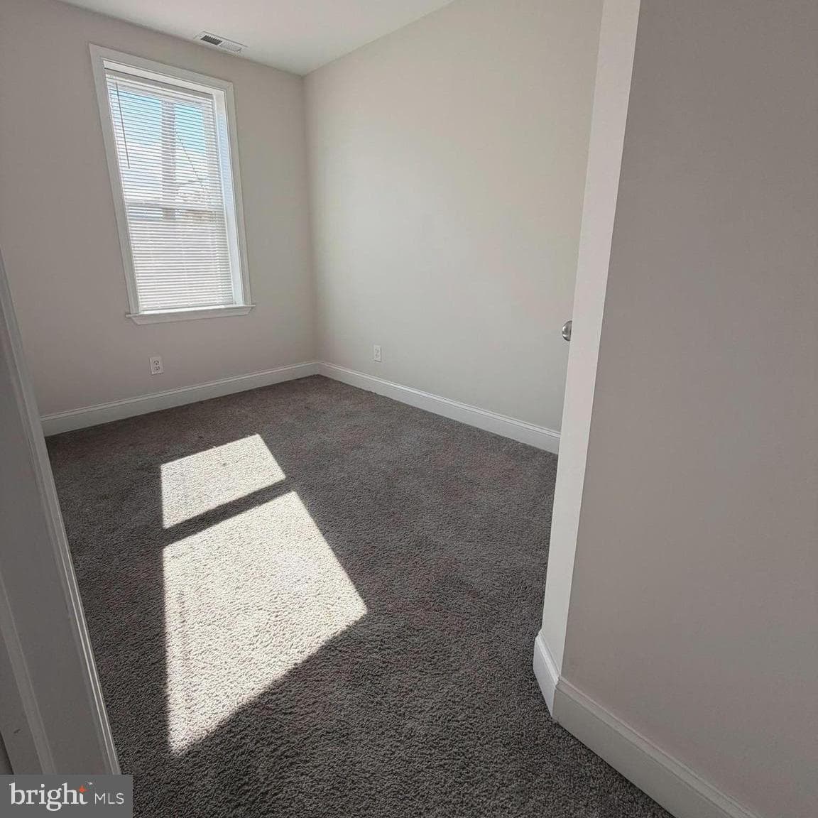 2631 W Cold Spring Lane photo 8
