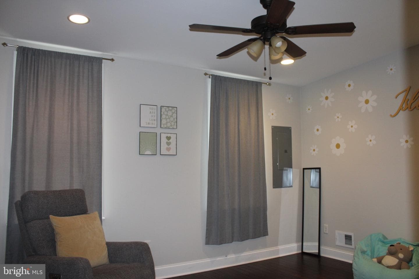 214 S Highland Avenue photo 14