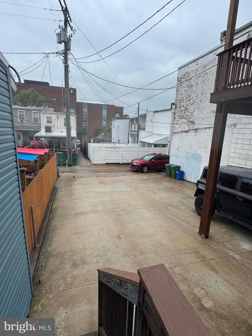 214 S Highland Avenue photo 24