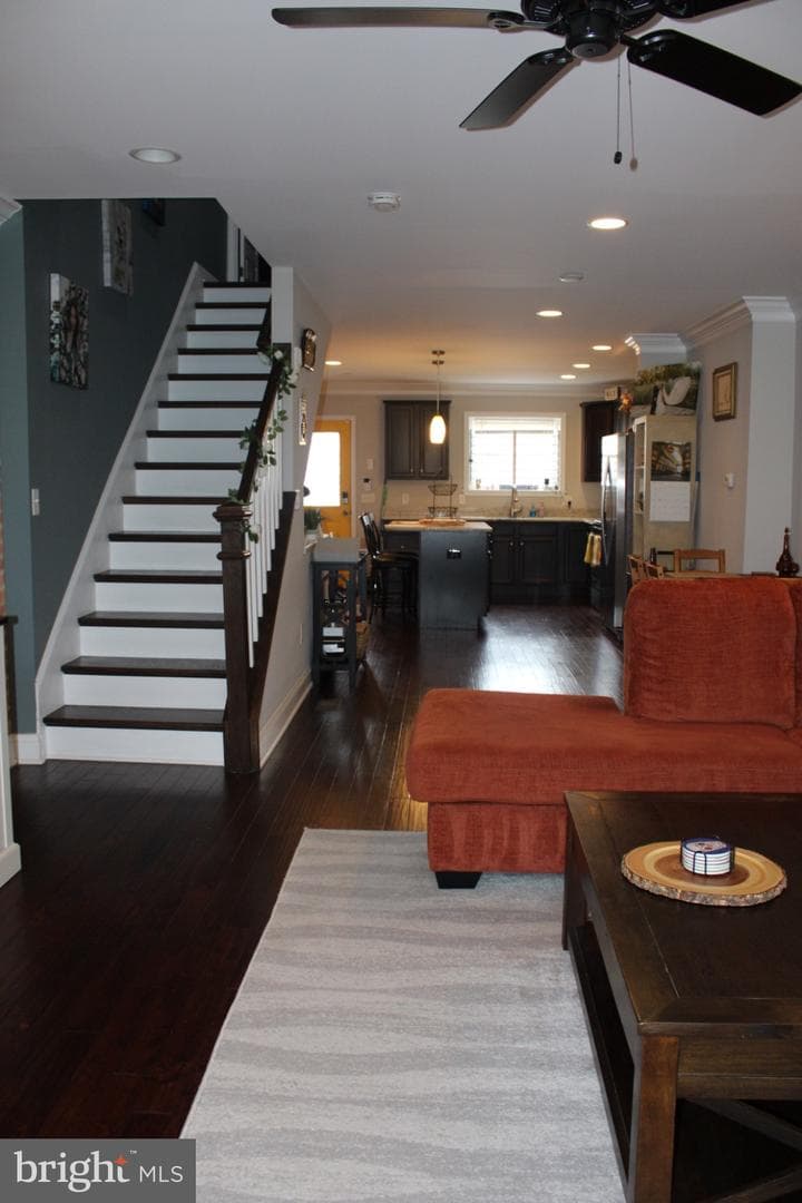 214 S Highland Avenue photo 3
